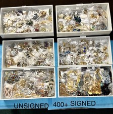 Vintage Signed/unsigned Jewelry,Gold Tone,Colored Mix  Lot Of 400+ Pieces :MIMI: picture