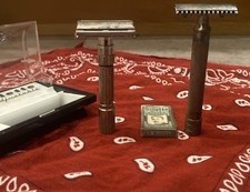 Vintage Gillette Big FELLOW & FATBOY E1 in Case +5 Blue Blade Blades picture