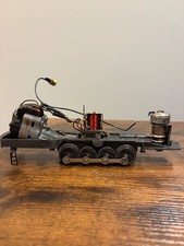 Lionel postwar train chassis picture