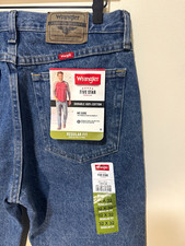 Wrangler 32x32 Men’s Regular Fit Straight Blue Jeans picture