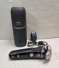 Philips Norelco i9000 Prestige Ultra Wet & Dry Electric Shaver XP9400/89 picture