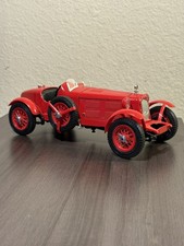 Vintage BBurago 1934 Alfa Romeo 8C 2300 Monza 1:18 Scale  picture