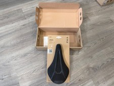Fizik Vento Argo R1 Adaptive Saddle - Carbon, 150mm, Black picture