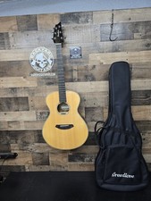 Breedlove PURSUIT EX CONCERT Acoustic/Electric Guitar with Soft Case picture