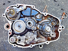 1986 KAWASAKI KX80 KX 80 OEM ENGINE MOTOR BOTTOM END CASES CRANK TRANSMISSION picture