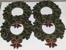 Set of Four Round PIER 1 Beaded Christmas Wreath Placemats/Centerpieces Rare picture