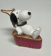 Snoopy W Pie Peanuts Ceramic Ornament United Feature Syndicate VTG 70s picture
