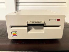 Vintage Apple 5.25 Drive A9M0107 Floppy Disk Drive - Excellent Condition picture