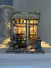 FULLY ASSEMBLED BOOK NOOK Anna’s Blue Blossom Florist Cutebee (no batteries) picture