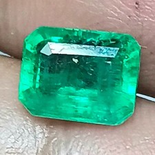 1.45 CT BEAUTIFUL NATURAL   ZAMBIAN  EMERALD    RING  S IZE picture