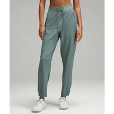 Lululemon License to Train High-Rise Pant W5FFES size 4 medium forest picture