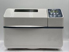 Zojirushi BBCC-X20 Bread Maker Home Bakery Supreme Dual Blade 2 Pound White picture