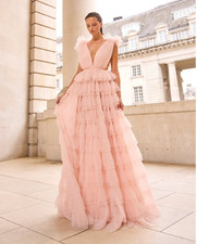 NWOT $595 Sau Lee Sabrina Plunge Neck Tiered Tulle Gown in Nude Pink 12 picture