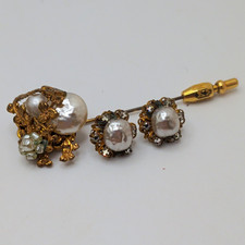Vintage Miriam  Haskell Gold Tone Baroque White Pearl Hat pin pierced Earrings picture