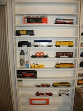Mostly Lionel trains & non Lionel accessories - Getng out of hobby due to health picture