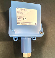 United Electric Controls H100-190 Pressure Switch 5-30 PSI 16A 480VAC Blue picture