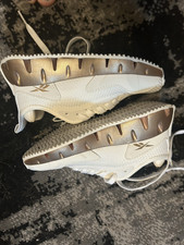 Reebok Kids White/Gold Lace-Up Low Top Athletic Sneakers Mesh Upper picture