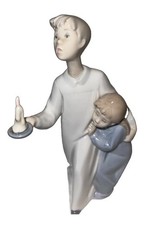 lladro nice Children in Nightshirts with candle (repaired) As is picture