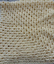BEAUTIFUL NEW HANDMADE CROCHET BABY BLANKET/AFGHAN   PALE YELLOW  picture