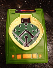 Vintage MEGO BASEBALL 2    Handheld Electronic tabletop LED Video game   D4 picture