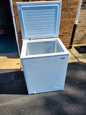 Arctic King 5 cu ft Chest Freezer Model ARC050S0ARWW picture