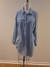 Forever 21 Blue & White Gingham Button Front Shirt Size Large picture