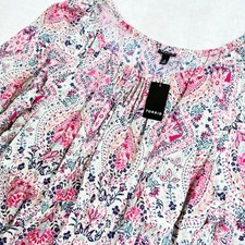 Torrid Womens Plus Size 4 Pink Blue Paisley Medallion Babydoll Keyhole Top NEW picture