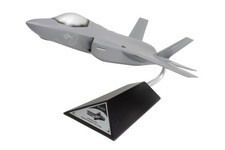 USAF Lockheed Martin F-35A Lightning II JSF CTOL Desk 1/72 Model Jet XX Airplane picture