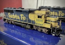 Athearn Genesis HO EMD GP50 Burlington Northern Santa Fe BNSF #3200 DCC Ready picture