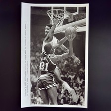 Vintage 1981 NBA Finals Published Photo Cedric Maxwell Photojournalist Estate picture