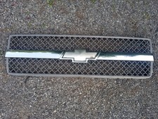 RARE 2003 2004 2005 2006 Chevy C4500 C5500 Topkick Kodiak Front Grille Grill OEM picture