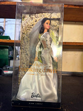 Barbie as Bella in The Twilight Saga Breaking Dawn Wedding 2011 Pink Label-NIB picture