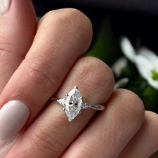 Elegant 950 Platinum 1.30 Ct Marquise Cut Lab Grown Diamond Ring CVD F/VS1 IGI picture