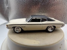 1971 HEAVY CHEVY CHEVELLE        2003 JOHNNY LIGHTNING MUSCLE CARS U.S.A.   1:64 picture