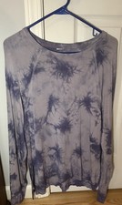 JoyLab Purple Blue Tie Dye Raglan Sleeve Crew Neck Soft Lightweight Shirt Small picture