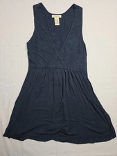 Vertigo Paris Fit & Flare Dress Women's Small Navy Blue Pleated Surplice V-Neck picture