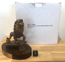 RARE DISNEY LION KING SIMBA 20 YEAR CAST MEMBER SERVICE AWARD WITH PIN AND BOX picture
