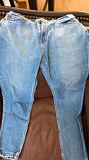Hollister Men’s Loose Fit Tapered Jeans Blue Medium Wash Denim Cotton Blend NWT picture