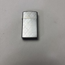 Vintage 1972 Slim Flat Bottom Engravable Plaid Pattern Zippo Lighter( Need Flint picture