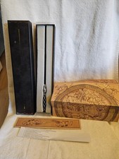 Universal Studios Harry Potter 2nd Gen Interactive Wand Silver Lime w/ Box picture