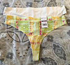 Jessica Simpson 2 Pack Women’s Thong/String Panties 2XL Floral Lace Stretch NWT picture