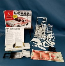 Lindberg Ramchargers 1964 Dodge 330 SS 1:25 Model Kit #72161 - Complete picture
