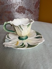 PIER 1 IMPORTS Retired TEACUP SAUCER set Hand Painted GINGER LILY Flower  Floral picture