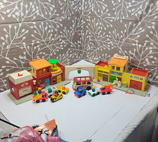 Vintage 1973 Fisher-Price Little People Village Town Set w/ Vehicles & 14 Figure picture