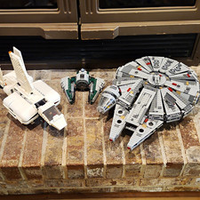 LEGO Star Wars Millennium Falcon 75105 1329pc With Set 8 Minifigs picture