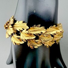 Vintage Napier Bracelet Brushed Gold Tone Leaf Link 1980s Signed 6.5” picture