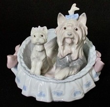 Lladro porcelain OUR COZY HOME figurine, #6469, 4 5/8” h. picture