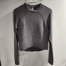 Lululemon Gray Heathered Mock Neck Long Sleeve Pullover Cropped Athletic Top 4 picture