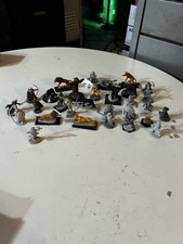 vintage table top miniatures Lot Featuring Ral Partha Warhammer Etc picture
