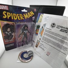 Marvel Unlimited Exclusive Symbiote Spider-Woman Membership Kit Complete picture